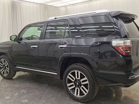 Used 2021 Toyota 4Runner Limited image 9