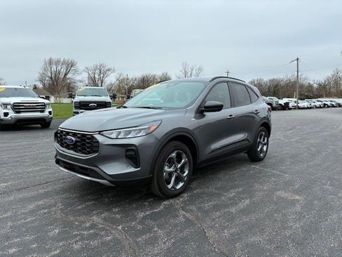 Used 2025 Ford Escape ST-Line w/ Tech Pack #1 AWD/4WD image 1