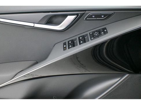 New 2025 Kia Niro Wave w/ Wave Preserve Package image 14