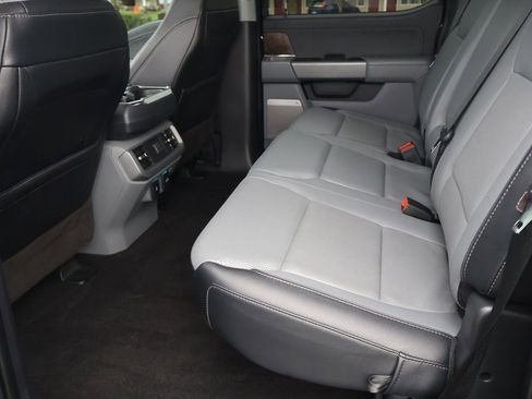 Used 2022 Ford F150 Lariat w/ Equipment Group 501A Mid image 28