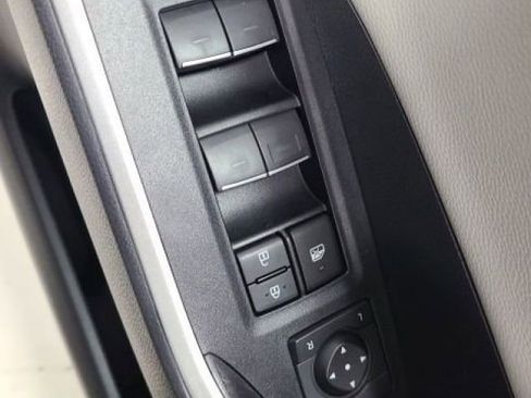 Used 2023 Toyota RAV4 Limited AWD/4WD image 26