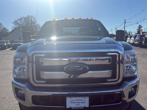 Used 2016 Ford F250 XLT w/ XLT Value Package image 2