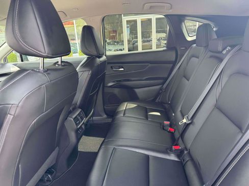 Certified 2025 Nissan Murano SV AWD/4WD image 9