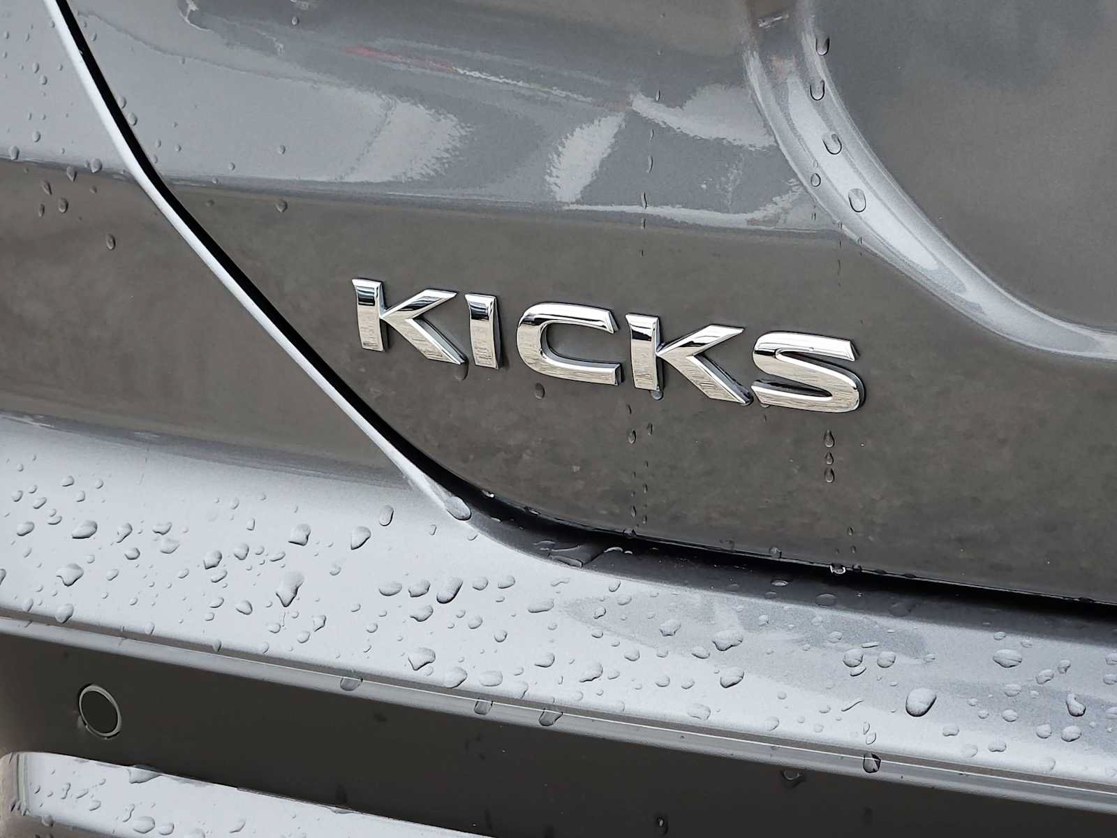 Used 2025 Nissan Kicks Play S FWD image 14
