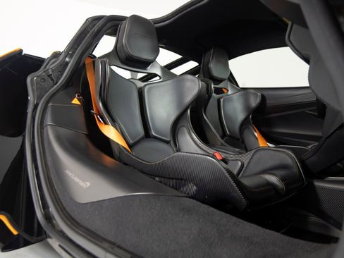 Used 2021 McLaren 765LT RWD image 33