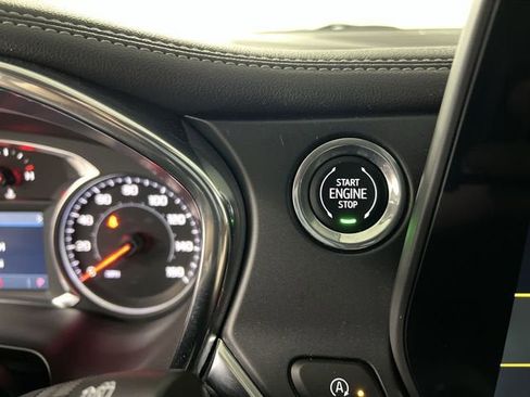 Certified 2024 Chevrolet Blazer LT w/ Convenience Package image 16