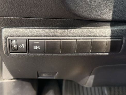 Used 2024 Toyota Corolla LE FWD image 23
