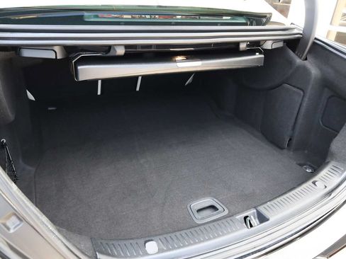 Used 2019 Mercedes-Benz E 450 4MATIC Sedan image 58