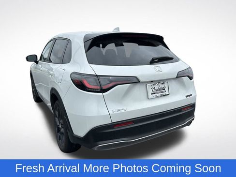Used 2023 Honda HR-V Sport image 4