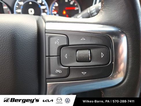 Used 2022 Chevrolet Blazer Premier w/ Enhanced Convenience Package image 26