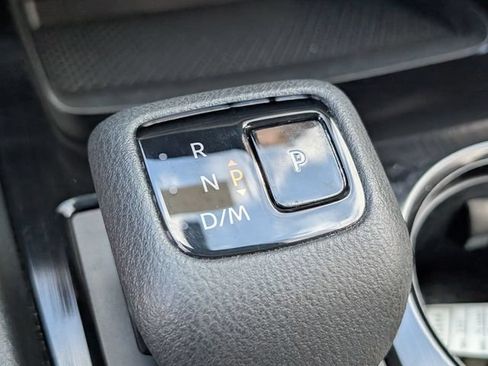 Used 2021 Nissan Rogue SV w/ Premium Package FWD image 28