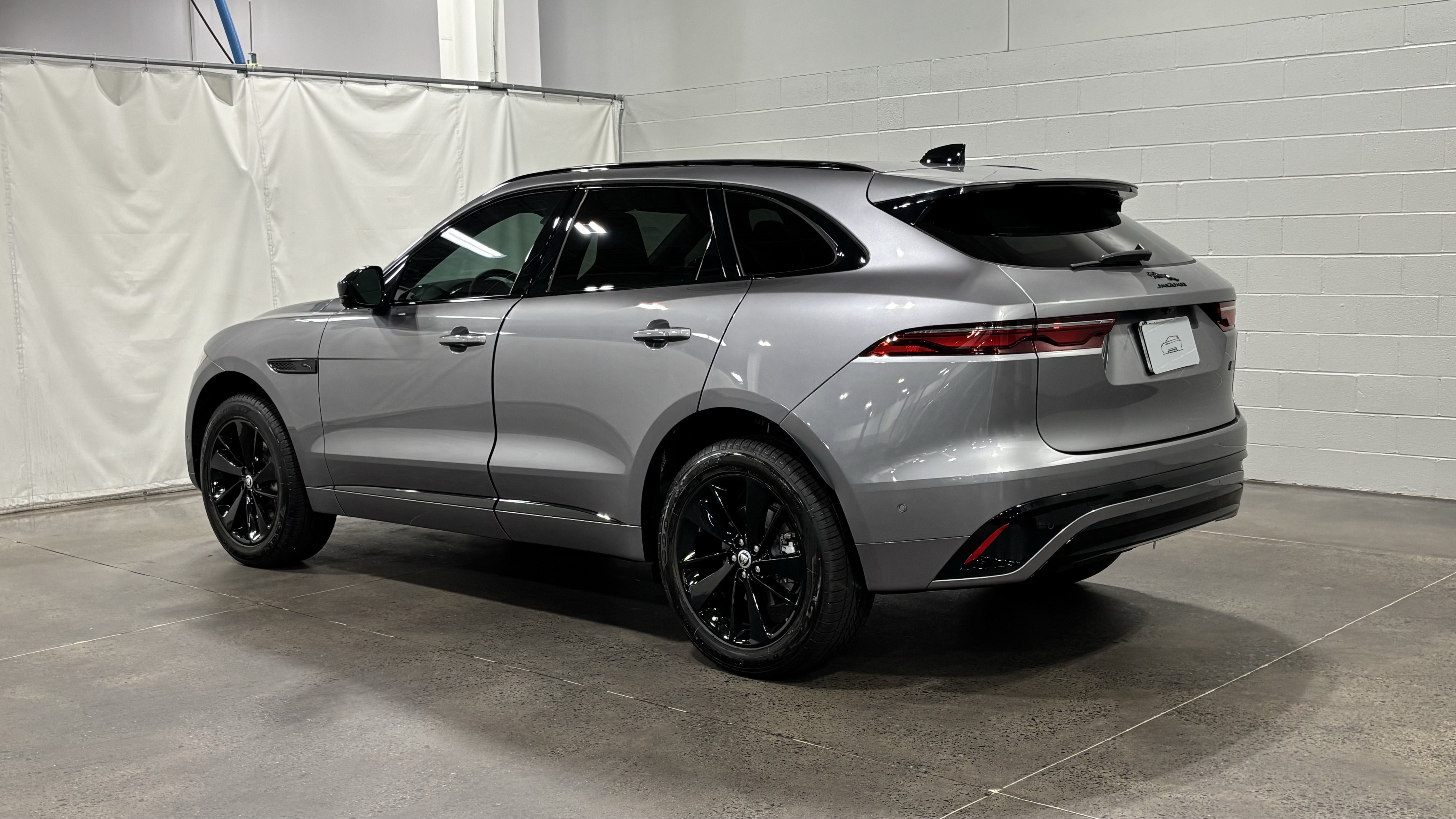New 2026 Jaguar F-PACE R-Dynamic S AWD/4WD image 12