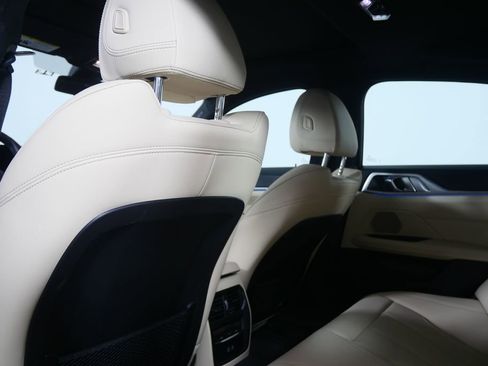 Used 2024 BMW i4 eDrive35 w/ Premium Package image 17