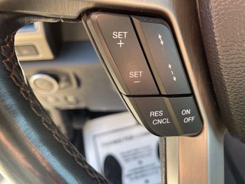 Used 2021 Ford F250 Platinum AWD/4WD image 27
