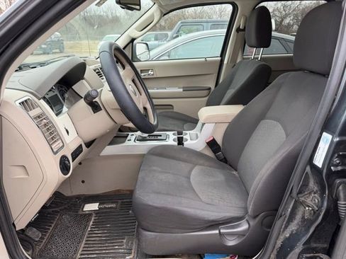 Used 2009 Mercury Mariner 2WD image 9
