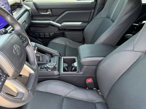 Used 2025 Toyota 4Runner Limited AWD/4WD image 11