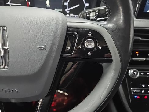 Used 2021 Lincoln Corsair AWD w/ Premium Package image 26
