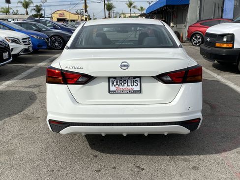 Used 2021 Nissan Altima 2.5 S image 9