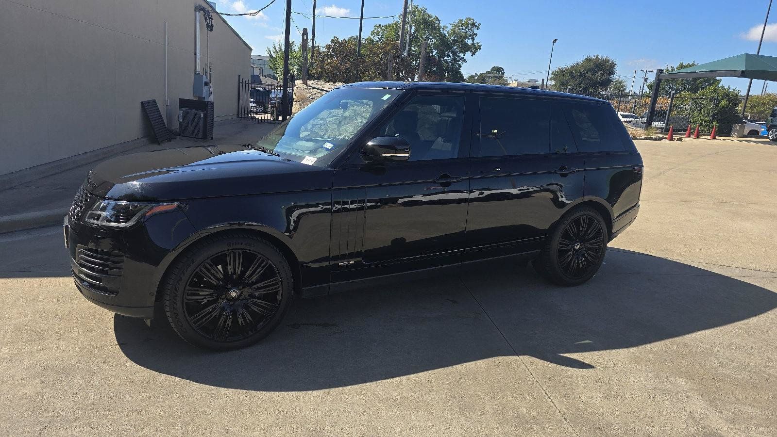 Used 2020 Land Rover Range Rover Long Wheelbase HSE AWD/4WD image 1
