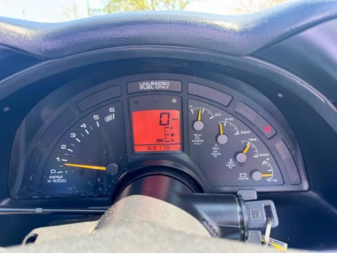 Used 1995 Chevrolet Corvette Convertible RWD image 20