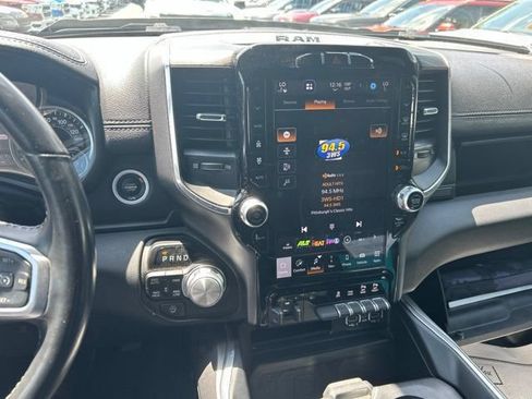 Used 2023 RAM 1500 Laramie AWD/4WD image 8