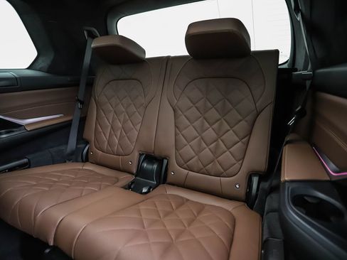 Certified 2026 BMW X7 xDrive40i AWD/4WD image 24