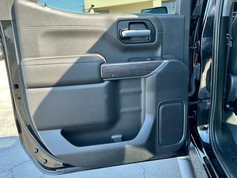 Used 2019 Chevrolet Silverado 1500 LTZ w/ LTZ Texas Edition image 33