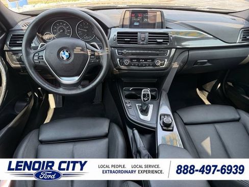 Used 2018 BMW 330i Sedan w/ Convenience Package RWD image 15