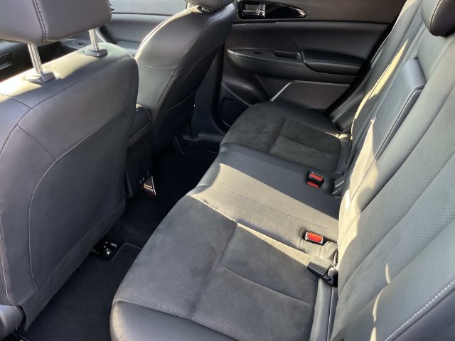 Used 2025 Mitsubishi Eclipse Cross SE AWD/4WD image 17