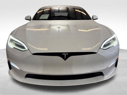 Used 2021 Tesla Model S Plaid image 9