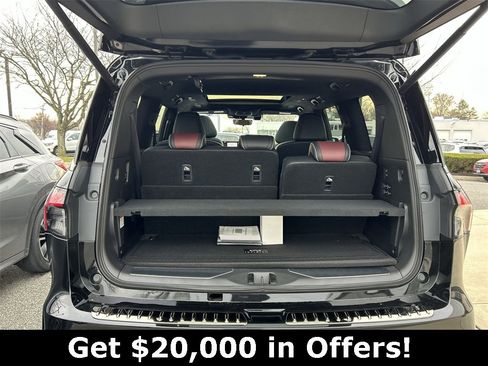 New 2025 INFINITI QX80 Autograph w/ Autograph Exterior Package image 18