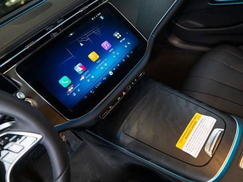 New 2026 Mercedes-Benz E 350 4MATIC Sedan image 18