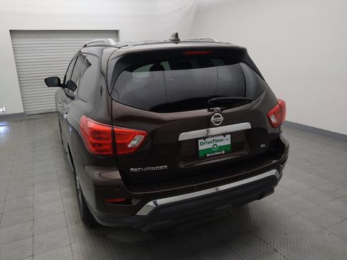 Used 2019 Nissan Pathfinder SL FWD image 6