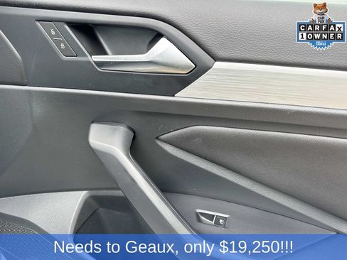Used 2025 Volkswagen Jetta Sport FWD image 26