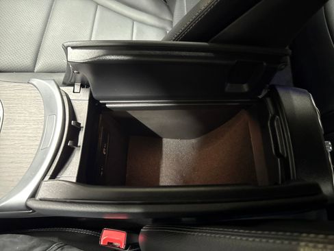 Used 2022 Mercedes-Benz GLC 300 4MATIC image 25