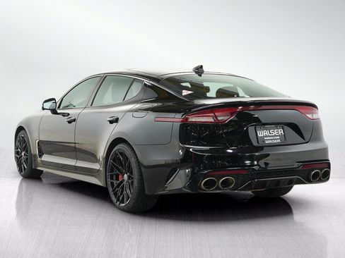 Used 2022 Kia Stinger GT2 AWD/4WD image 3