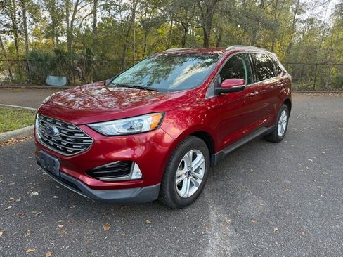 Used 2019 Ford Edge SEL w/ Equipment Group 201A image 3