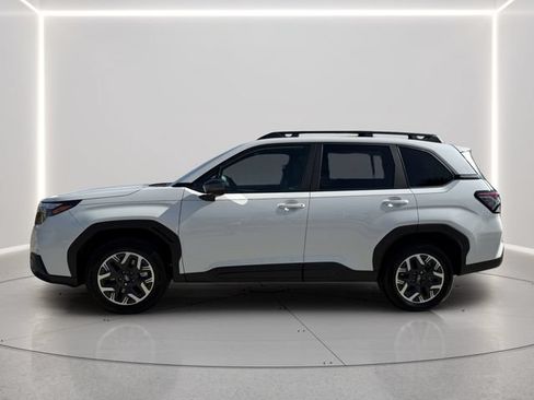 Used 2026 Subaru Forester Premium AWD/4WD image 3