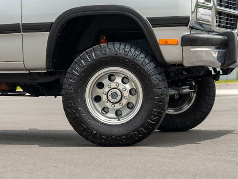 Used 1991 Dodge D/W Truck 350 image 4