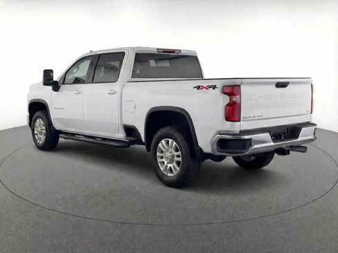 Used 2024 Chevrolet Silverado 2500 LT image 25
