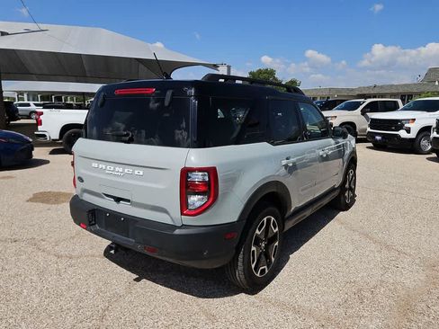 Used 2022 Ford Bronco Sport Outer Banks w/ Tech Package AWD/4WD image 8