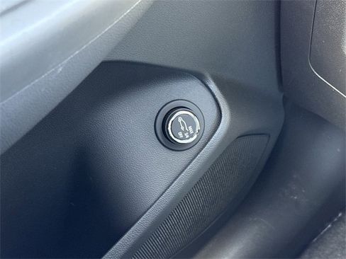 New 2026 Chevrolet TrailBlazer RS w/ Convenience Package image 17