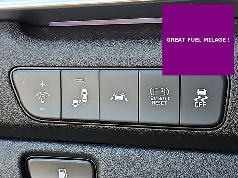 Certified 2022 Kia Niro LXS image 23