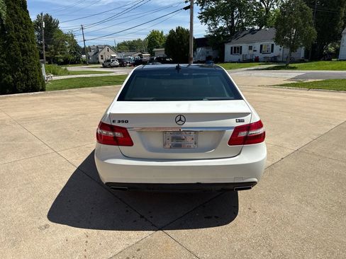 Used 2011 Mercedes-Benz E 350 4MATIC Sedan image 7