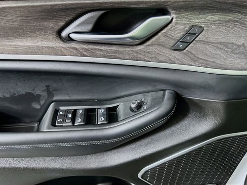 Used 2022 Jeep Grand Cherokee L Limited image 15