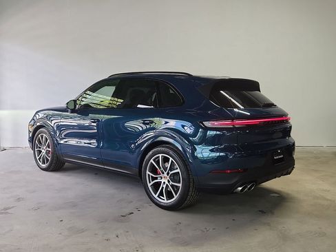 New 2026 Porsche Cayenne S AWD/4WD image 3