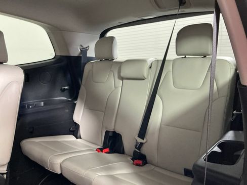 Used 2020 Kia Telluride S FWD image 28
