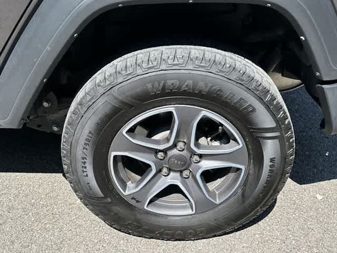 Used 2021 Jeep Wrangler Unlimited Sport AWD/4WD image 5
