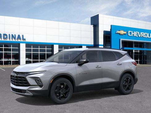 New 2025 Chevrolet Blazer LT w/ Convenience Package image 2