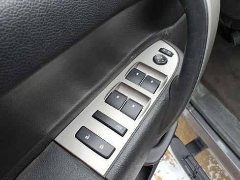 Used 2010 GMC Sierra 2500 SLE w/ SLE Preferred Package image 20